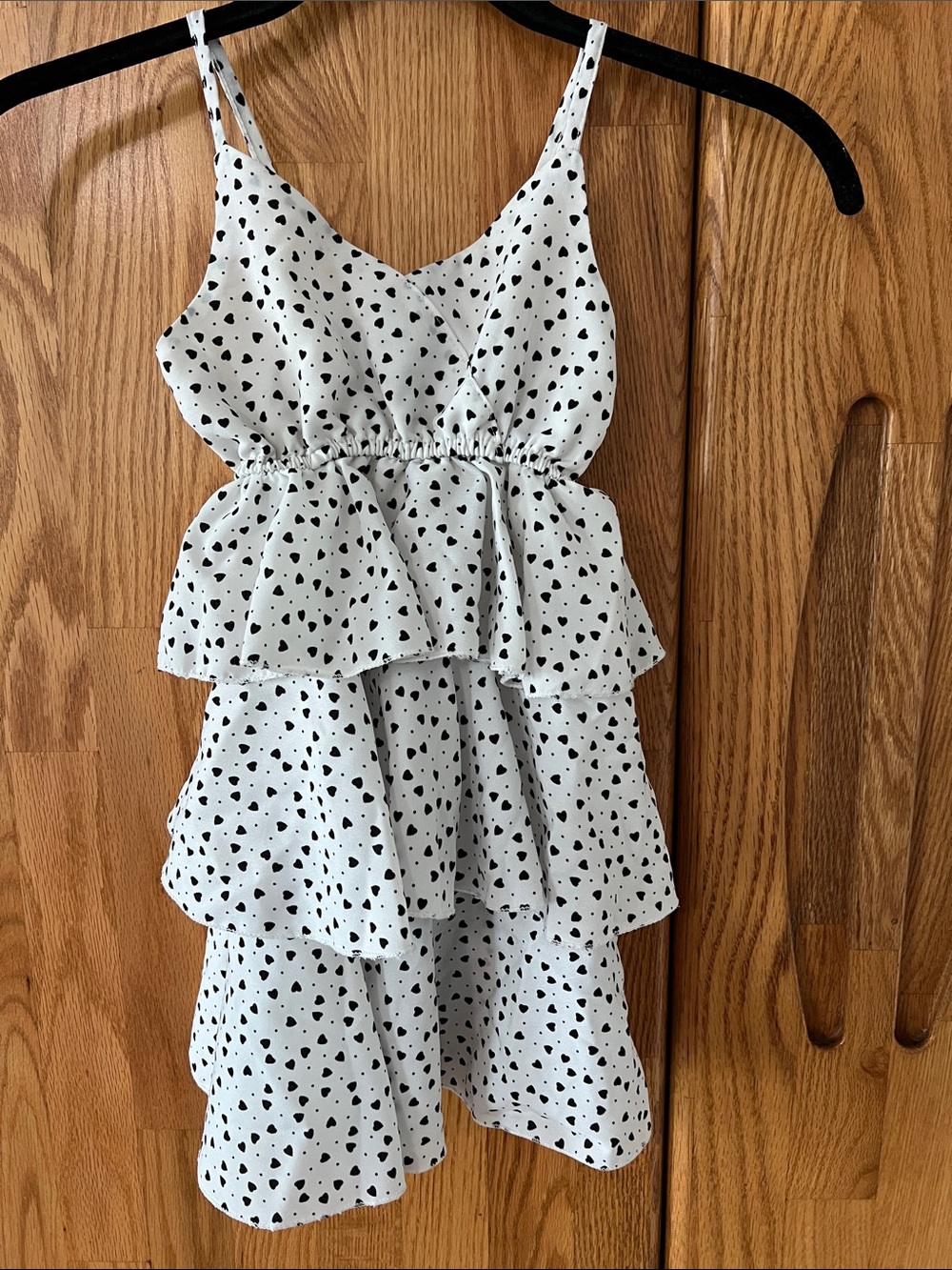 Away to Look boutique ruffle hearts black/white girly 3T dress